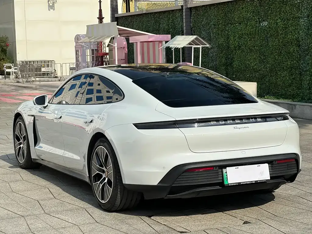 Porsche Taycan 2023 из CN, фото 10