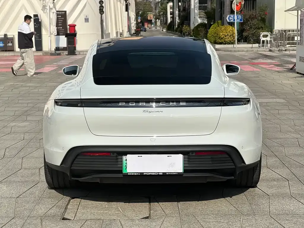 Porsche Taycan 2023 из CN, фото 6