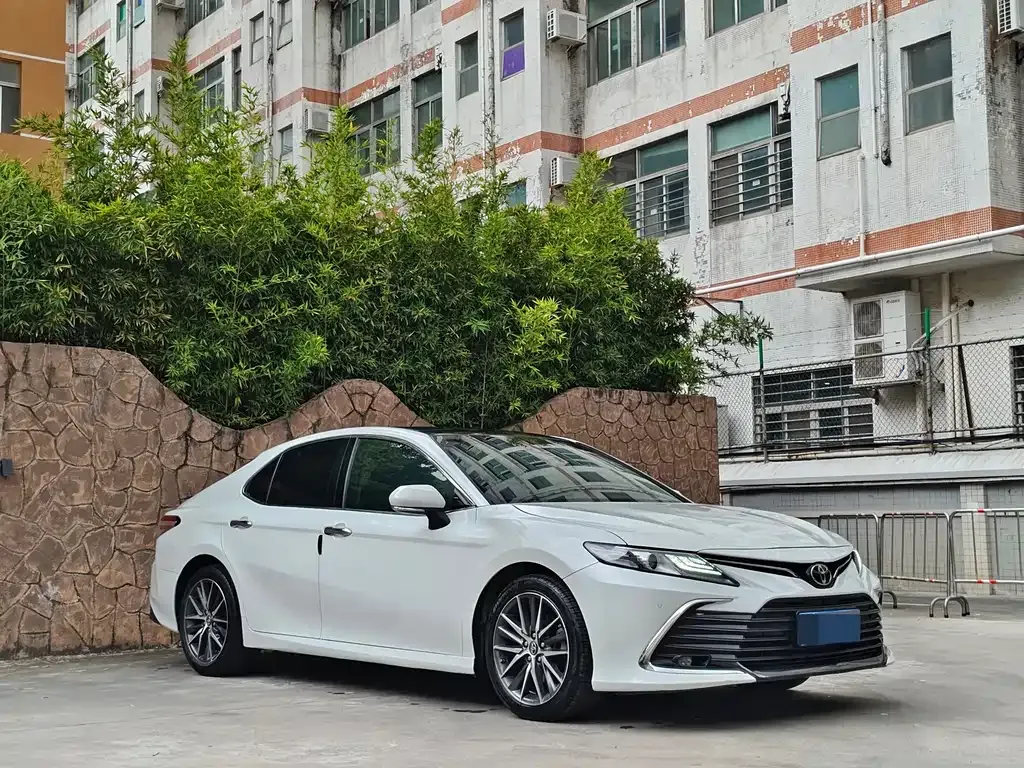 Toyota Camry 2021 из CN, фото 4