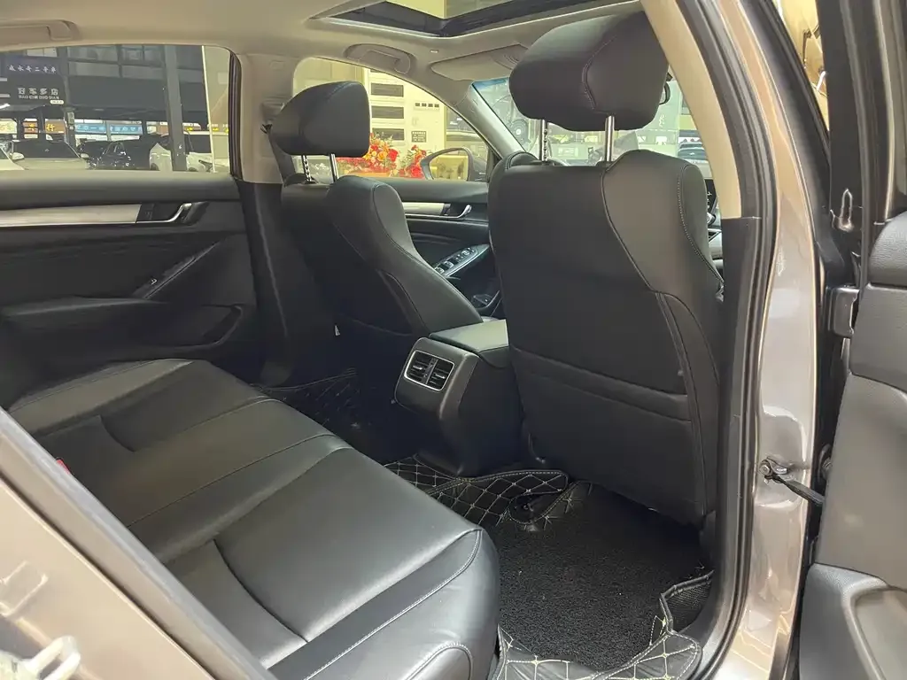 Honda Accord 2021 из CN, фото 4