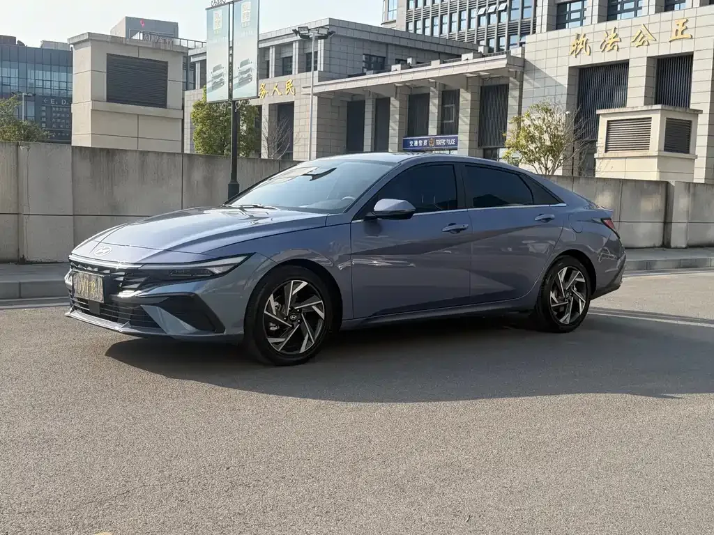 Hyundai Elantra 2025 из CN, фото 1