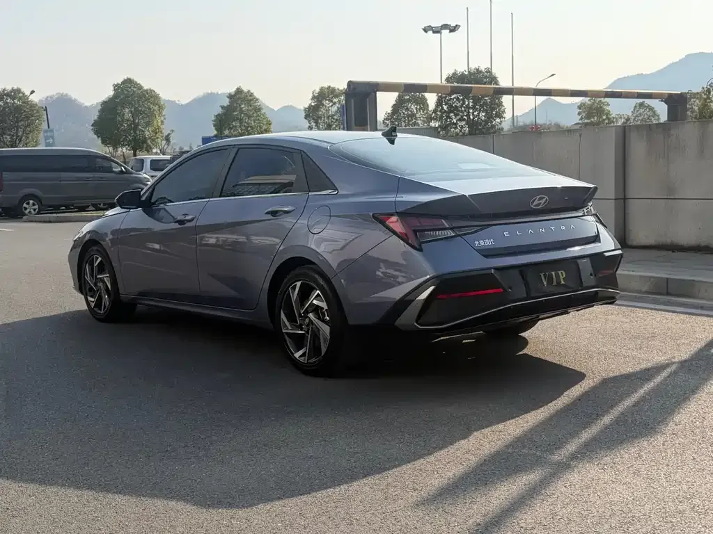 Hyundai Elantra 2025 из CN, фото 7