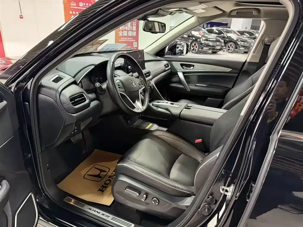 Honda Avancier 2023 из CN, фото 5