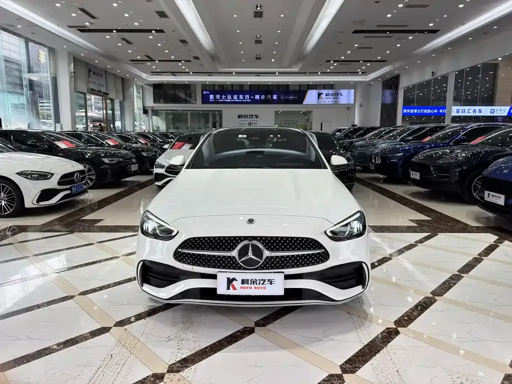 Mercedes-Benz C-Class — фото 10