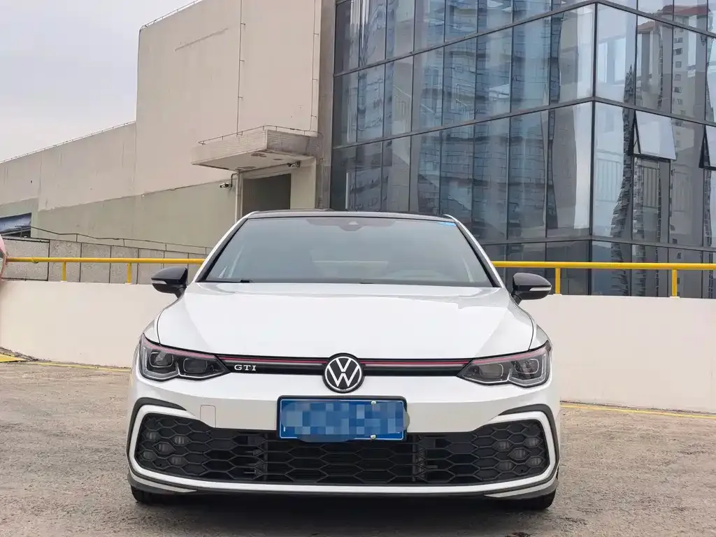 Volkswagen Golf GTI — фото 2