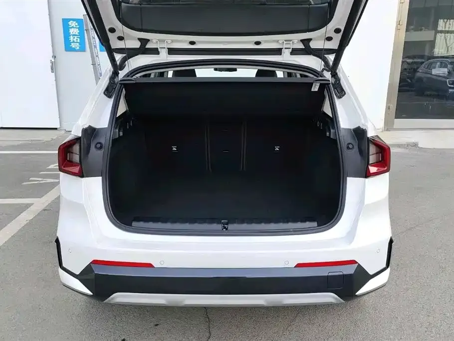 BMW X1 2025 из CN, фото 8