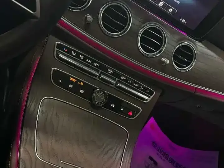Mercedes-Benz E-Class 2021 из CN, фото 2