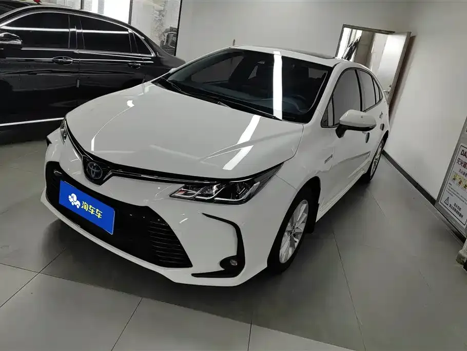 Toyota Corolla 2021 из CN, фото 1