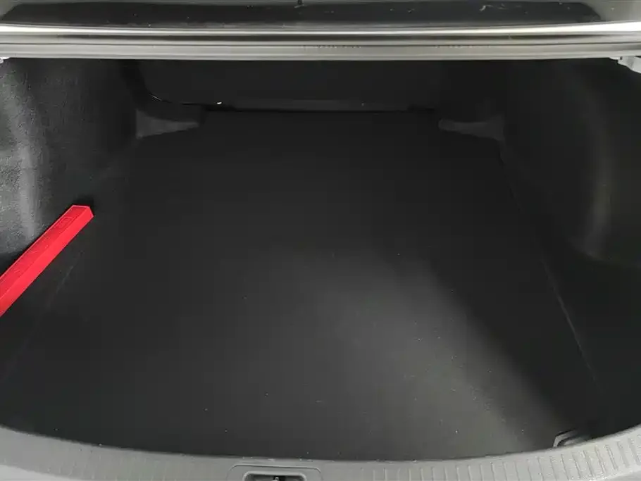 Toyota Corolla 2021 из CN, фото 2