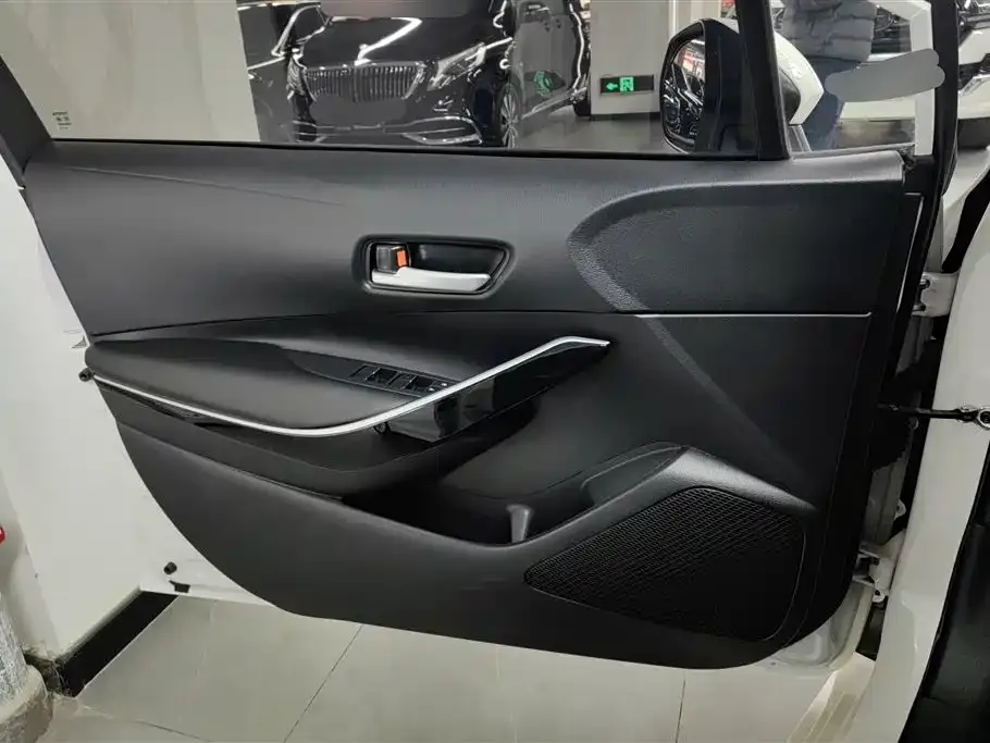 Toyota Corolla 2021 из CN, фото 4