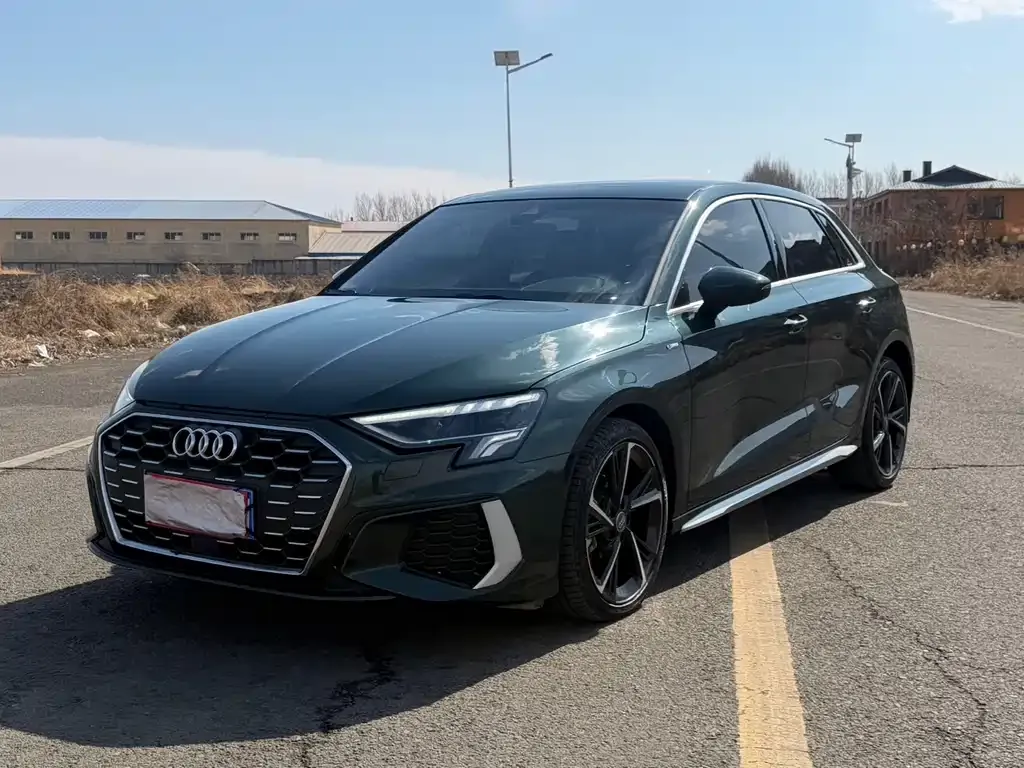 Audi A3 2021 из CN, фото 1