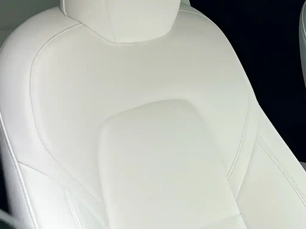 Tesla Model Y 2021 из CN, фото 2
