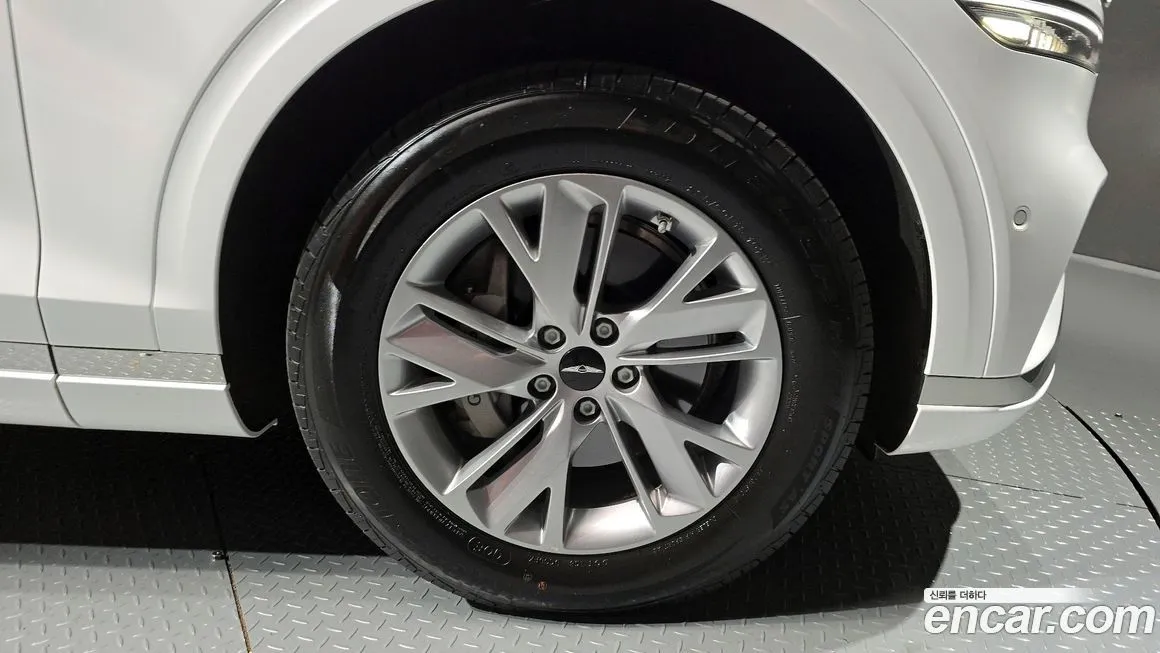 Genesis GV70 2025 из KR, фото 3