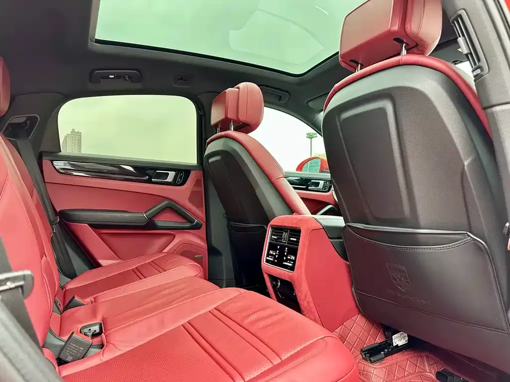 Porsche Cayenne 2021 из CN, фото 3