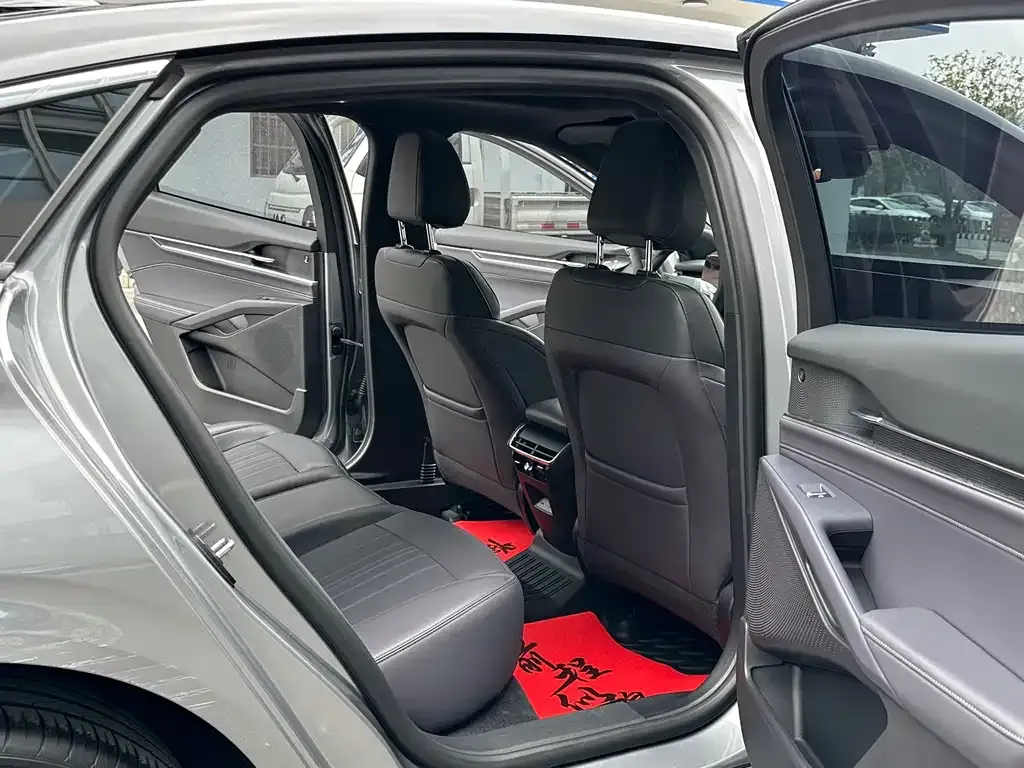 Ford Mondeo 2025 из CN, фото 5