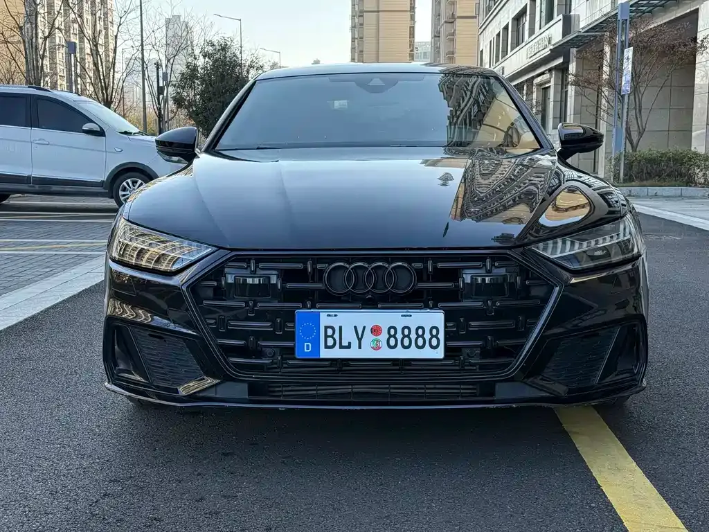 Audi A7L 2024 из CN, фото 4