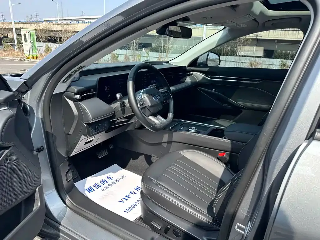 Ford Mondeo 2024 из CN, фото 4