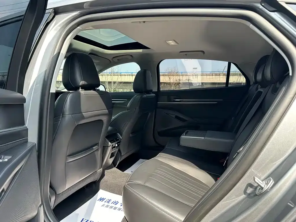 Ford Mondeo 2024 из CN, фото 5