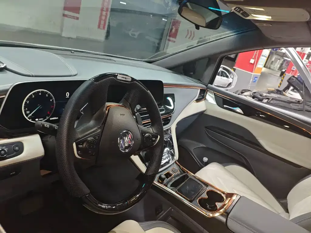 Buick GL8 2021 из CN, фото 9