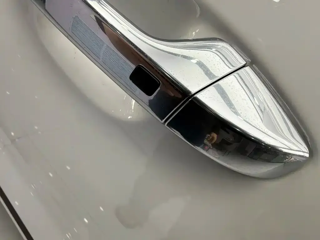 Kia Seltos 2023 из CN, фото 2