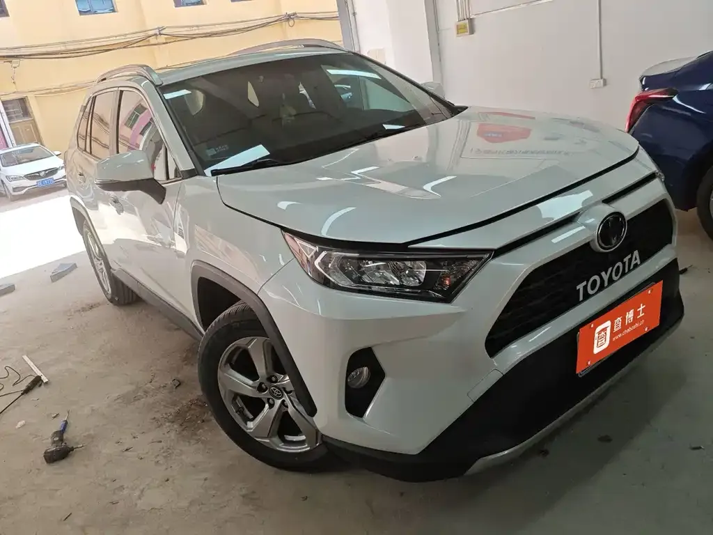 Toyota RAV4 2022 из CN, фото 8