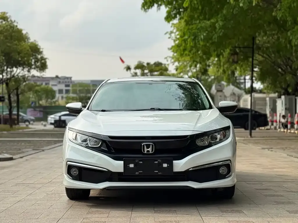 Honda Civic — фото 2