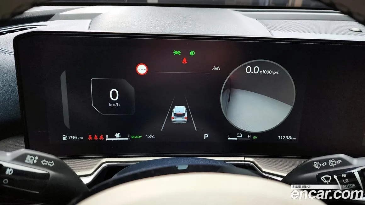 Kia Sorento — фото 8