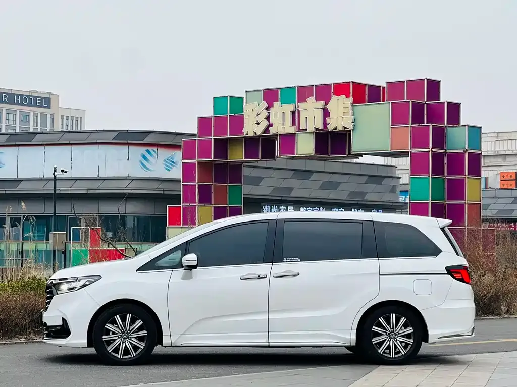 Honda Odyssey 2023 из CN, фото 10