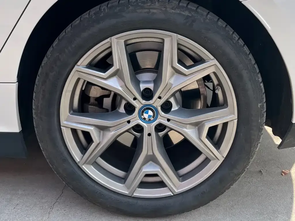 BMW i3 — фото 9
