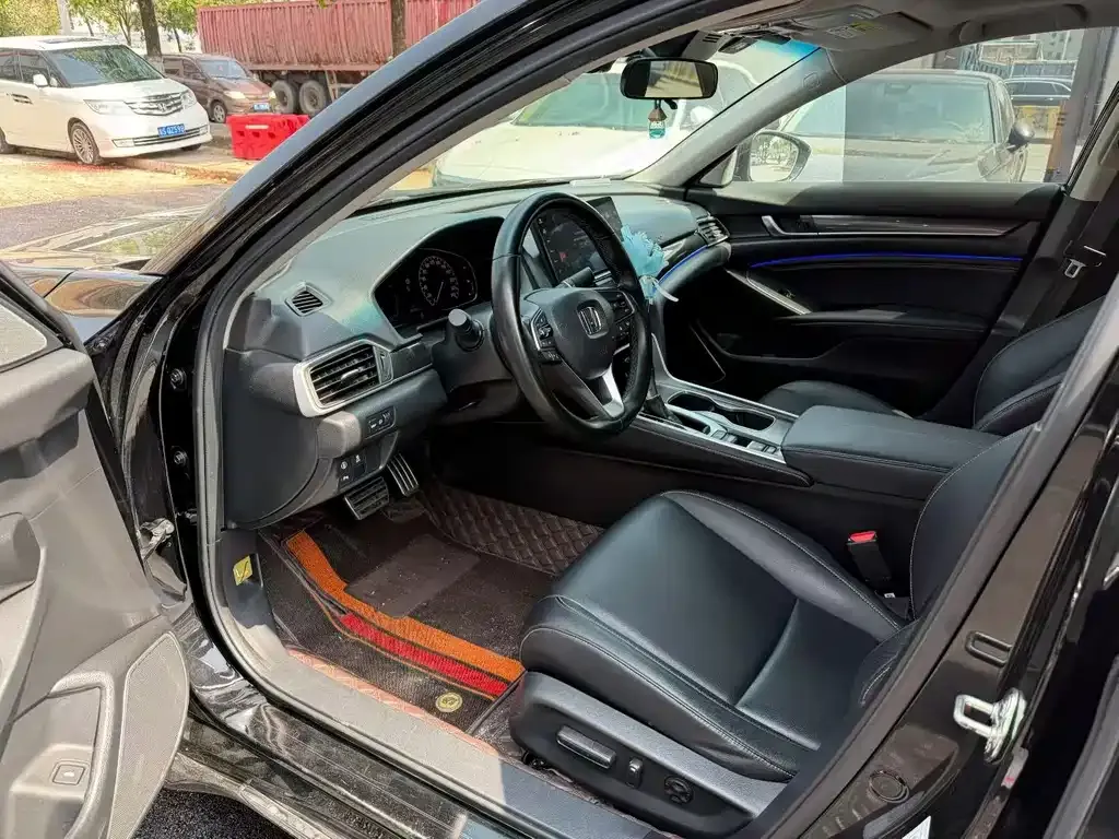 Honda Accord 2022 из CN, фото 2