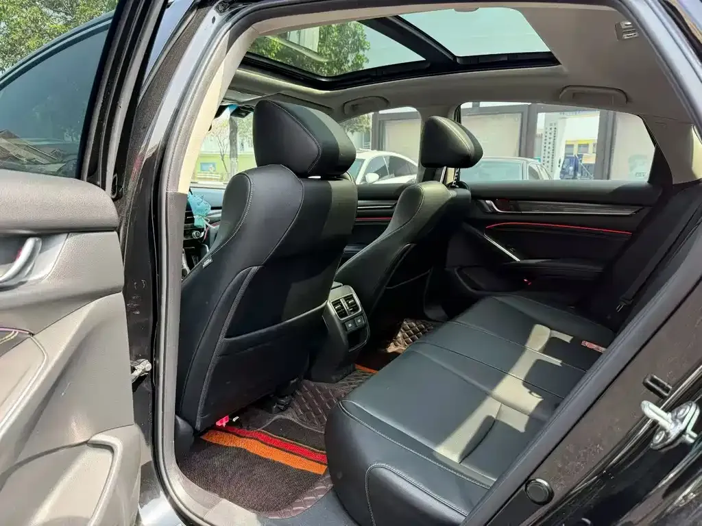 Honda Accord 2022 из CN, фото 5