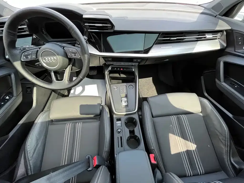 Audi A3 2022 из CN, фото 8