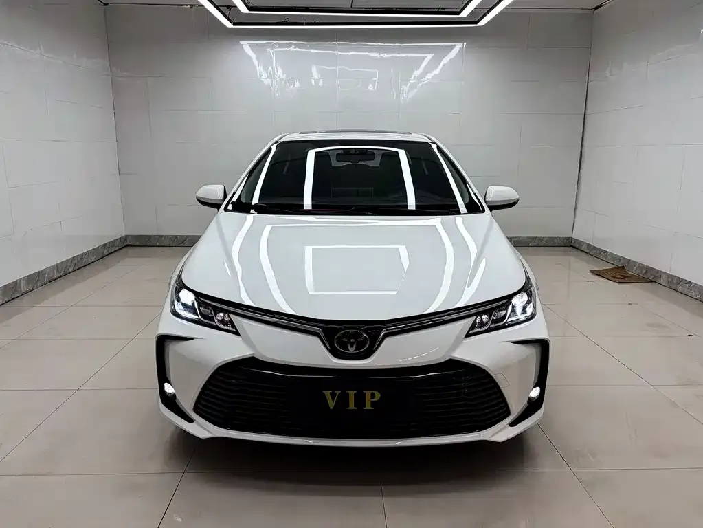 Toyota Corolla 2022 из CN, фото 2