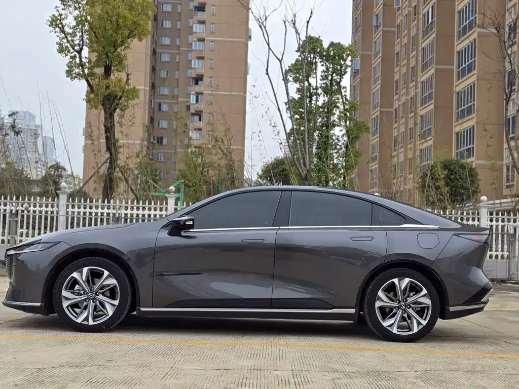 Mazda EZ-6 2025 из CN, фото 10