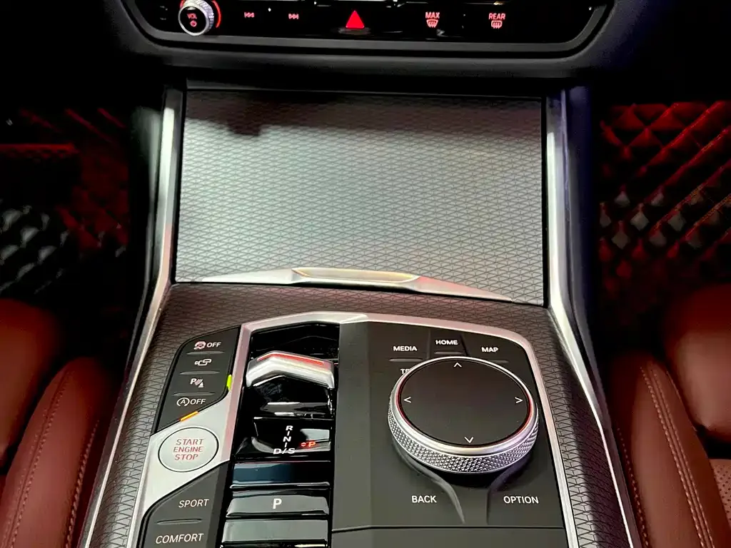 BMW 3 Series 2025 из CN, фото 10