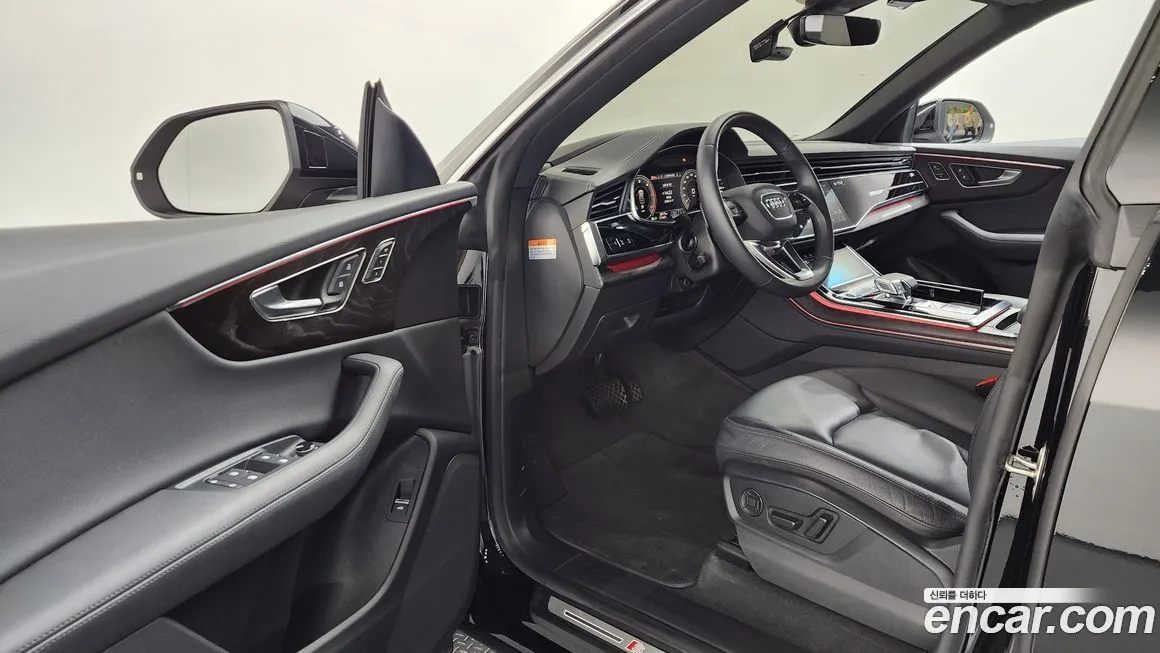 Audi Q8 2023 из KR, фото 6