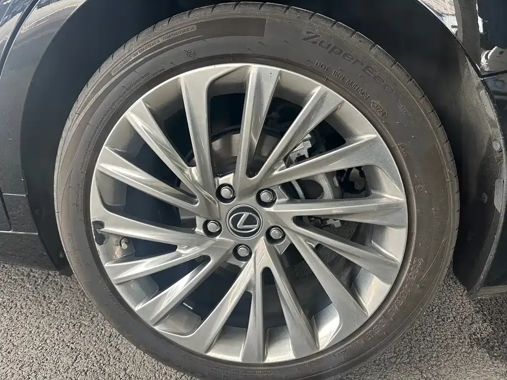 Lexus ES 2024 из CN, фото 8