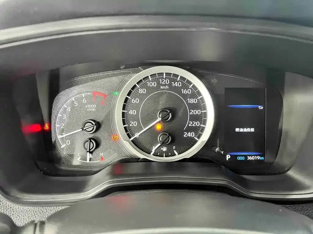 Toyota Corolla 2022 из CN, фото 7