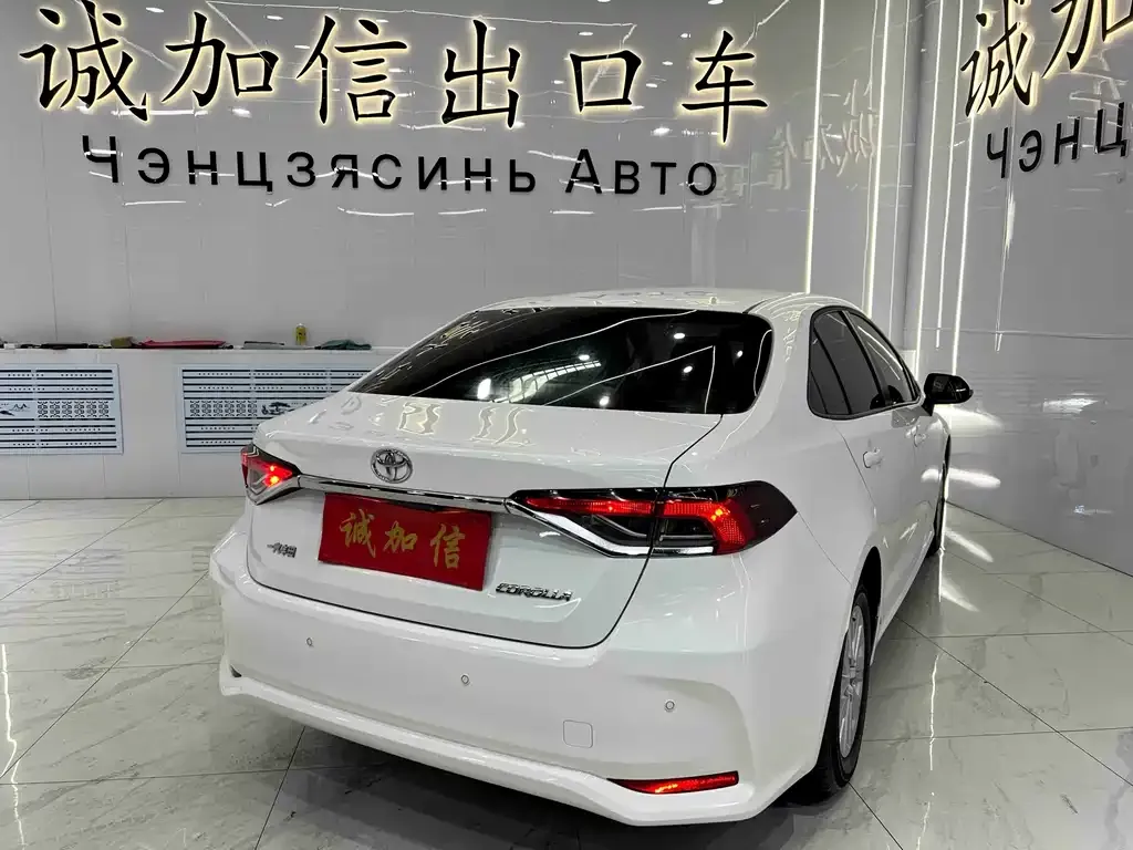 Toyota Corolla 2022 из CN, фото 10