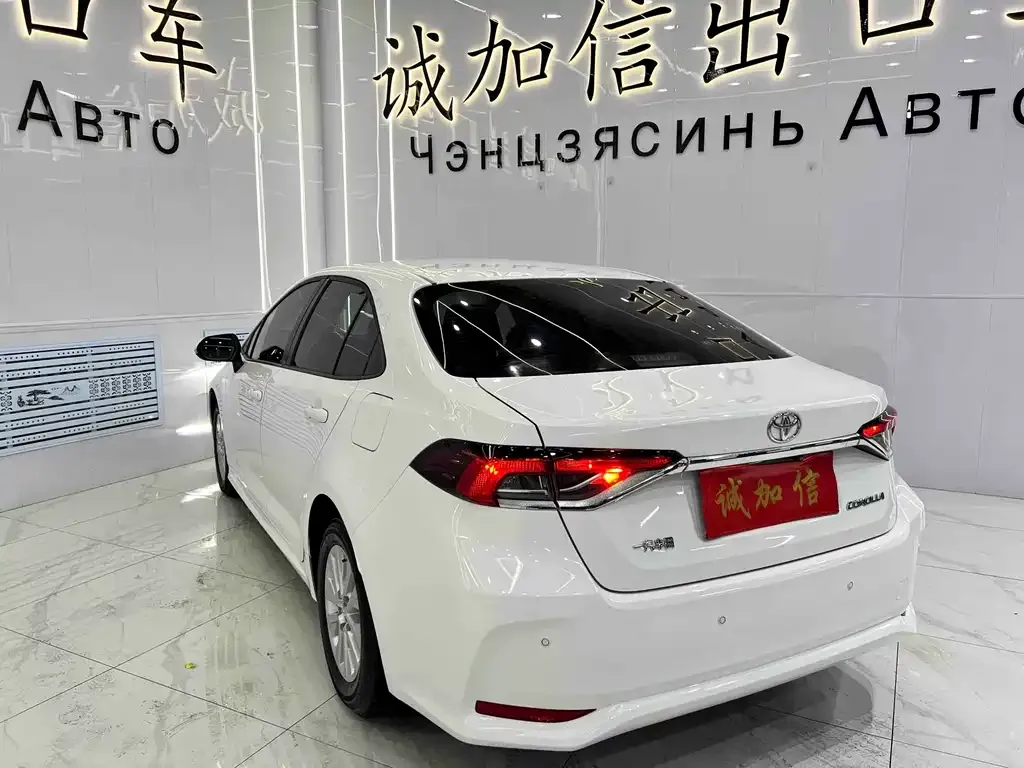 Toyota Corolla 2022 из CN, фото 3
