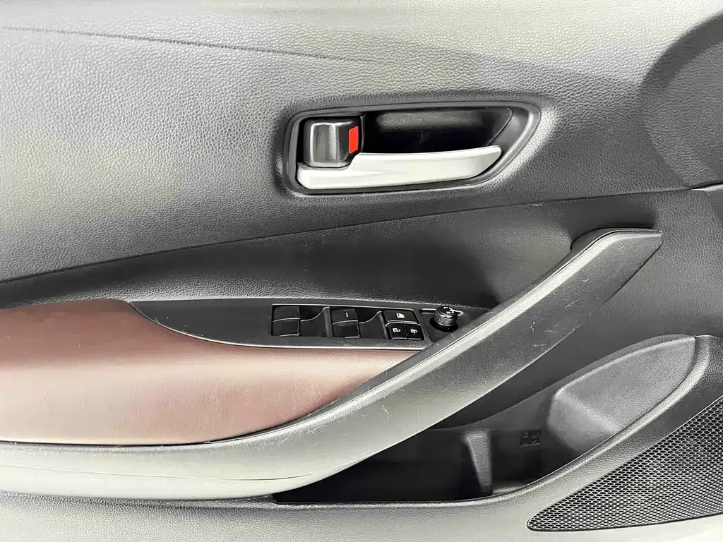 Toyota Corolla 2022 из CN, фото 9
