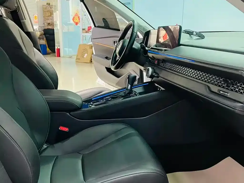 Honda Accord 2023 из CN, фото 4