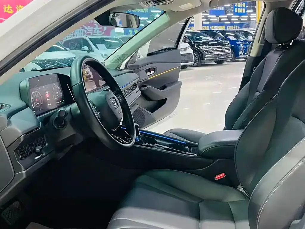 Honda Accord 2023 из CN, фото 5