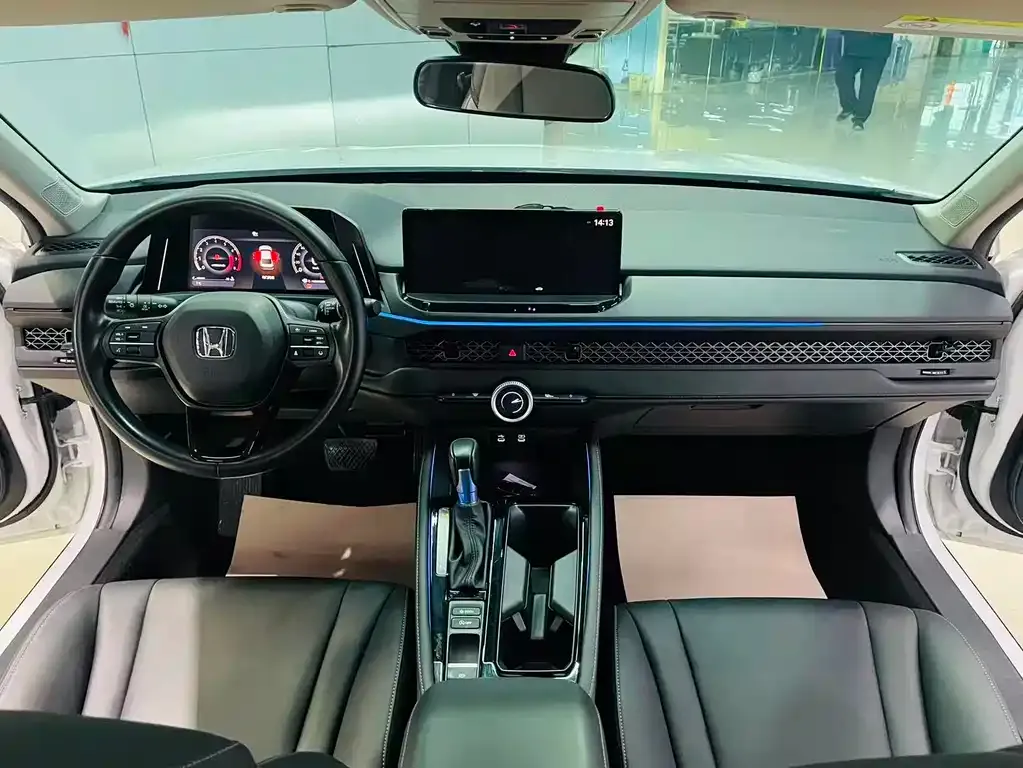 Honda Accord 2023 из CN, фото 9