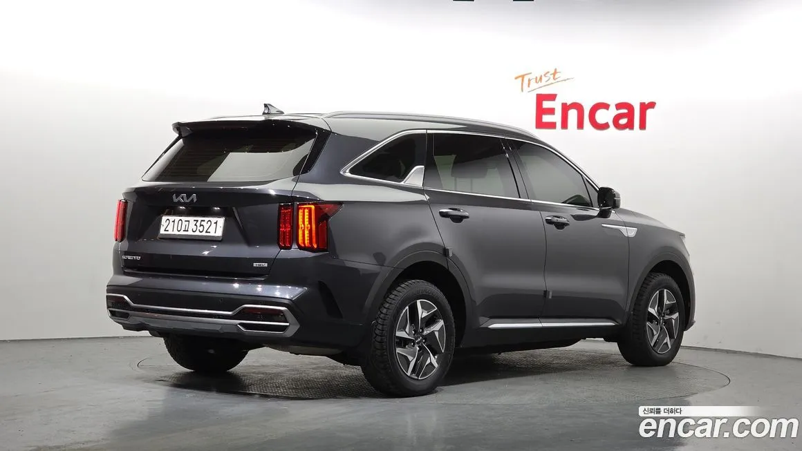 Kia Sorento — фото 5