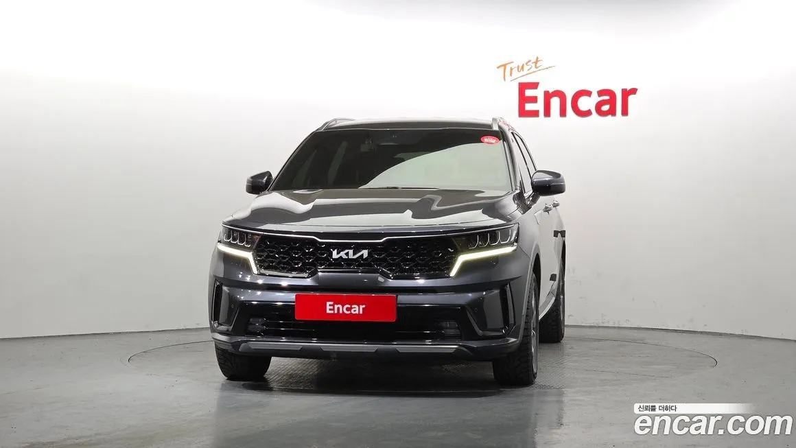 Kia Sorento — фото 6