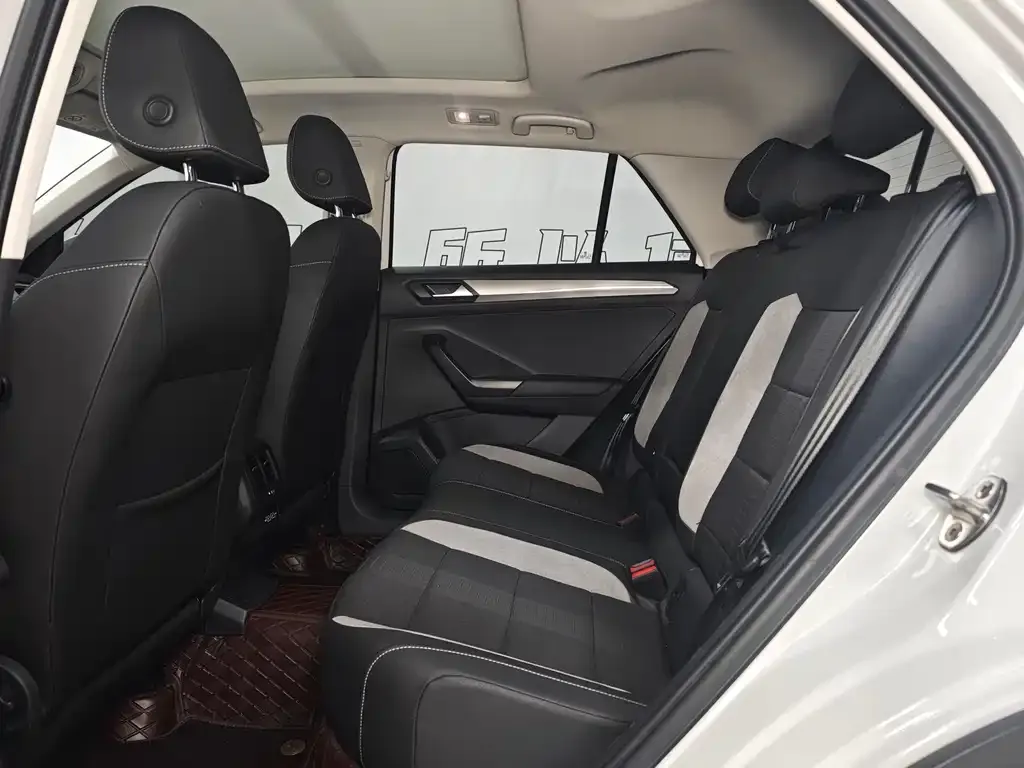 Volkswagen T-Roc 2022 из CN, фото 10