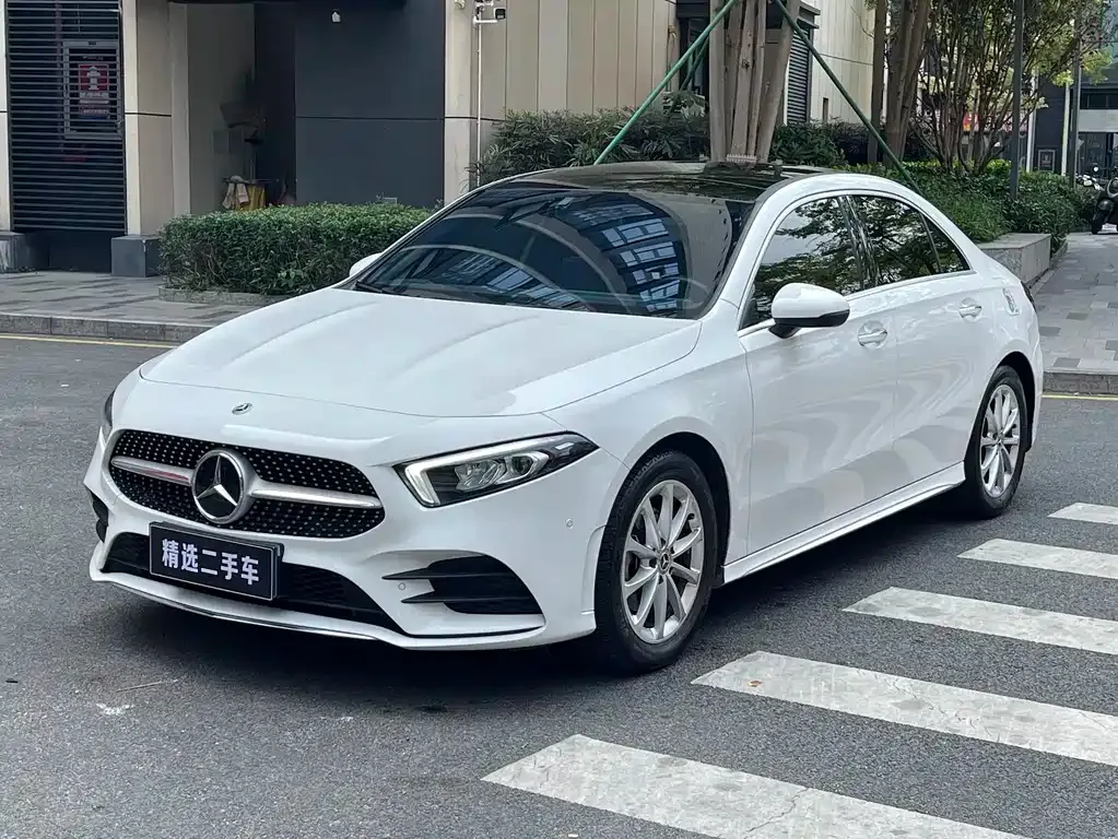 Mercedes-Benz A-Class — фото 1