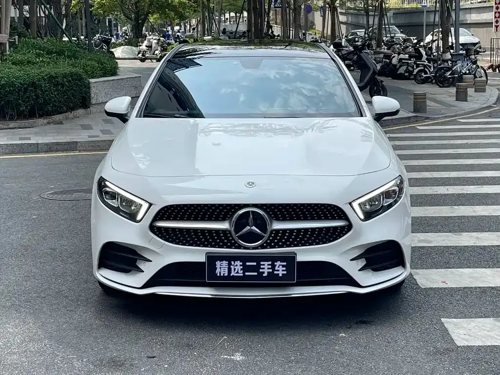 Mercedes-Benz A-Class — фото 9