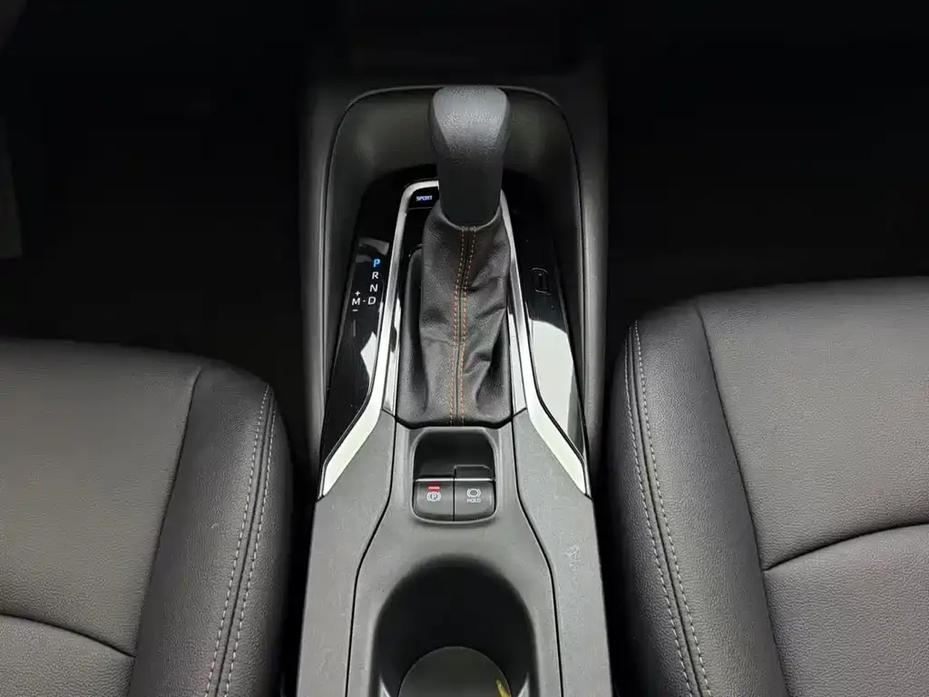 Toyota Corolla 2022 из CN, фото 8